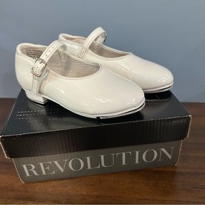 Revolution Girls Dance 12.5 c child Buckle White Patent Tap Shoes EUC 12.5c